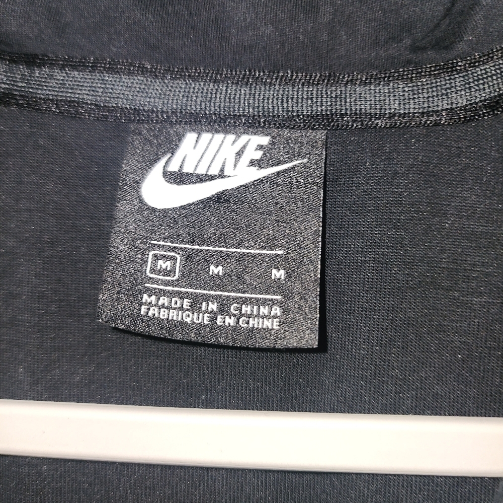 Nike Quarter Zip Pullover, Boy's Medium​ - Picture 3 of 3